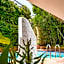 Riad Salt River