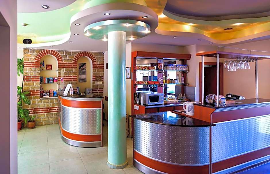 Dionis Hotel