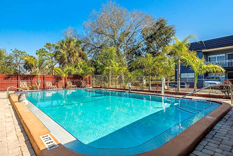 SureStay Hotel by Best Western Sarasota Lido Beach