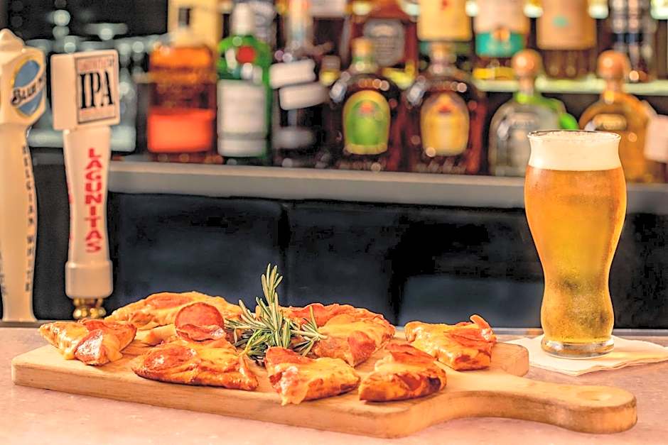 Courtland Grand Hotel, Trademark Collection by Wyndham