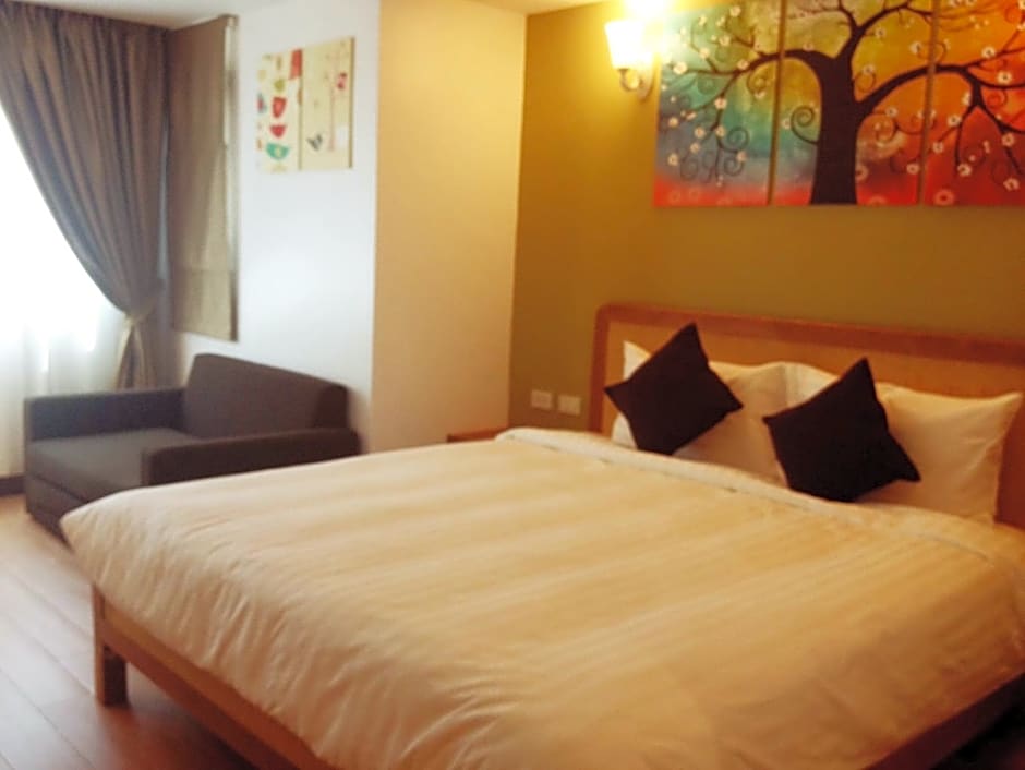 Cozy At 9 Hotel And Kitchen