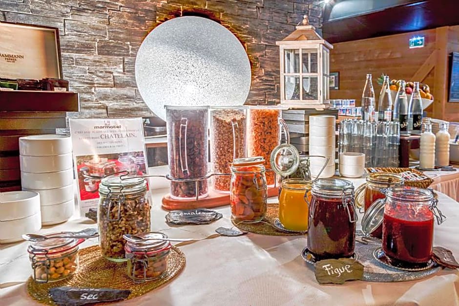 SOWELL COLLECTION Marmotel