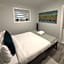 Lux Modern 2BR Radiant Suite+Free Parking