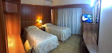 Apartment (4 Adults)