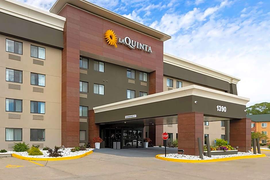 La Quinta Inn & Suites by Wyndham Des Moines West Clive