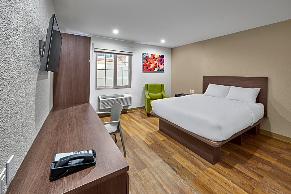 Extended Suites Tijuana Macroplaza