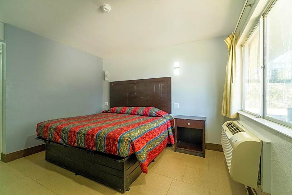 Xpress Inn & Extended Stays