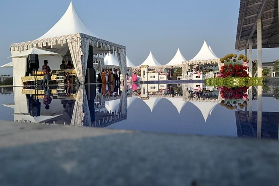 Amatra by the Ganges