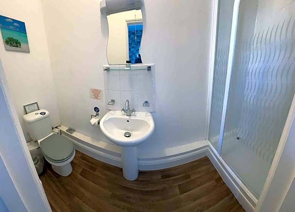 The Coldstreamer Inn