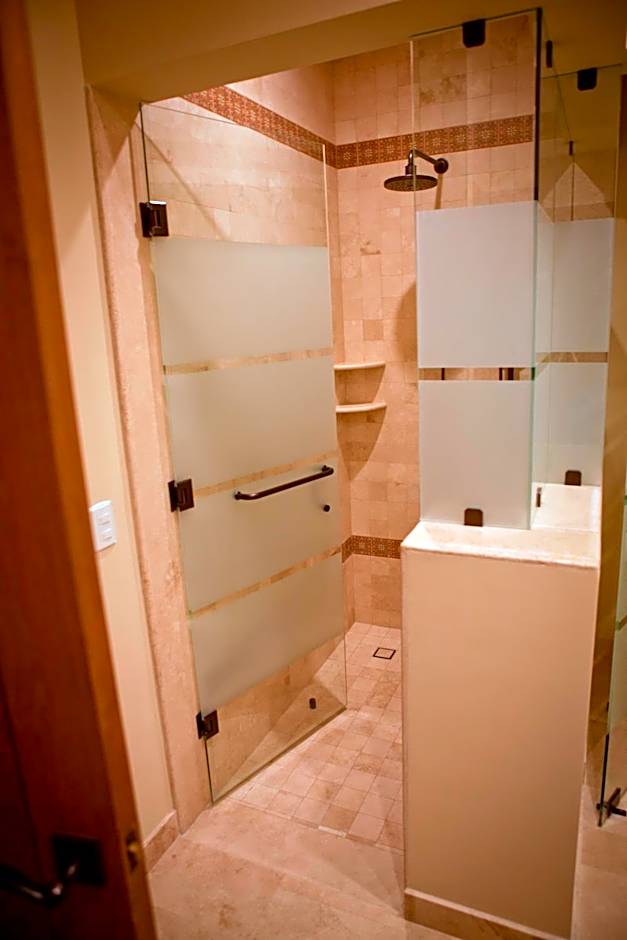 Quivira Los Cabos Condos and Homes -Vacation Rentals