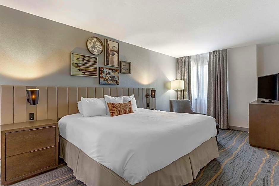 Windmill Suites Surprise - Phoenix, Ascend Hotel Collection