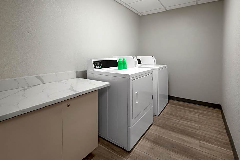 La Quinta Inn & Suites by Wyndham Columbus Dublin