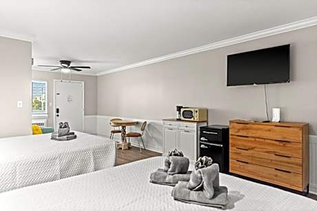 Premium Quadruple Room