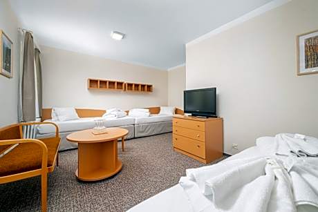 Quadruple Room with Bathroom