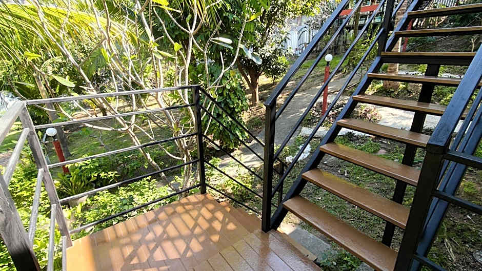 Hill Zone Home Stay by Little Paradise