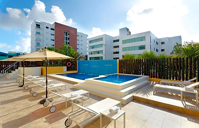 Wyndham Garden Cancun Downtown