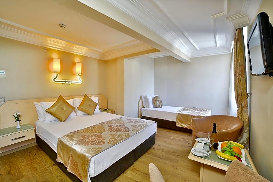 The Time Hotel Old City