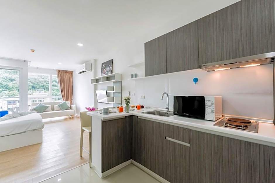 Ozone Condotel Kata Beach by Alpina