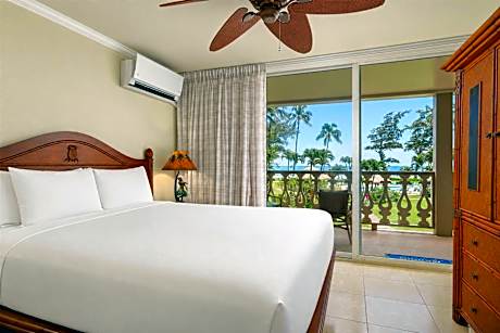 One Bedroom Panoramic Ocean View Suite