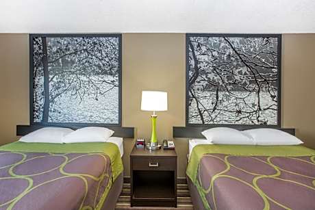 Studio Suite with Two Queen Beds - Non-Smoking