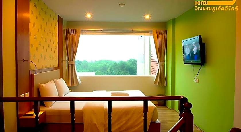 Phuket Ecozy Hotel