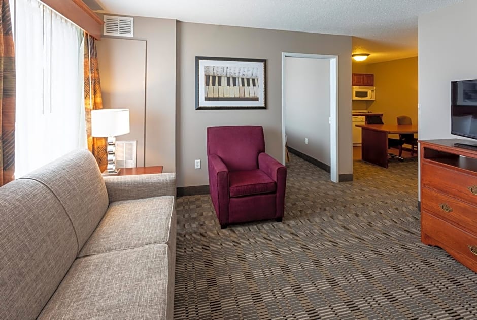 GrandStay Hotel & Suites Ames