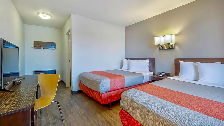 Motel 6-Santa Rosa, NM