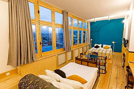 Triple Room with City View