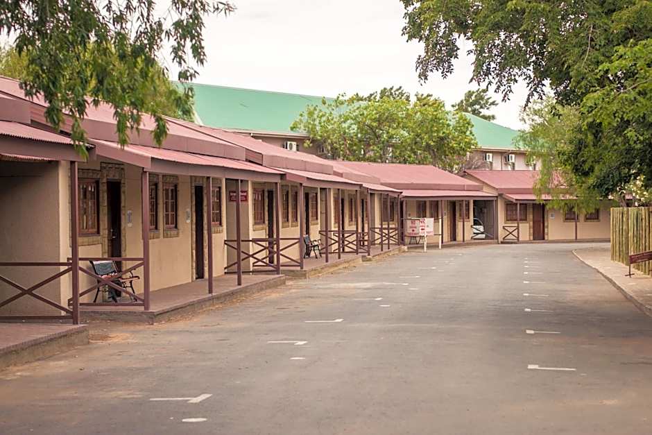 Horseshoe Inn and Conference Center