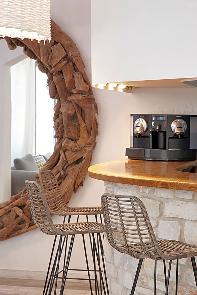 Parian Boutique Hotel