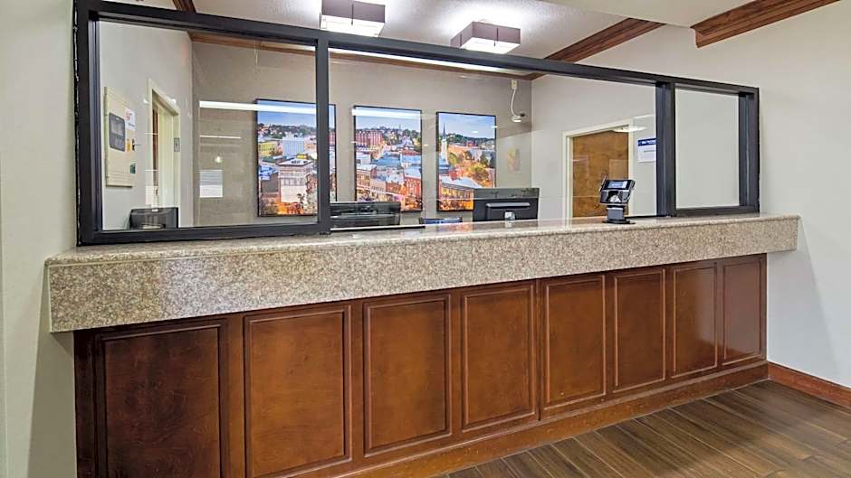 Best Western Inn & Suites