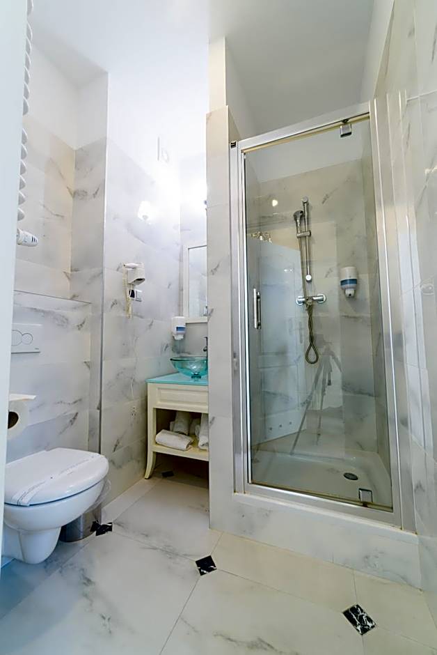 Ambasadorski Residence