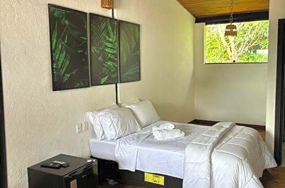 Pousada Entre Folhas