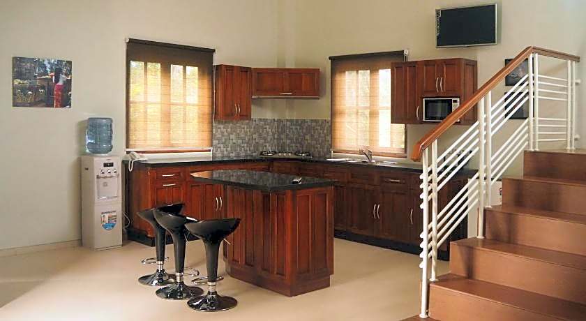 The Gecho Inn Country