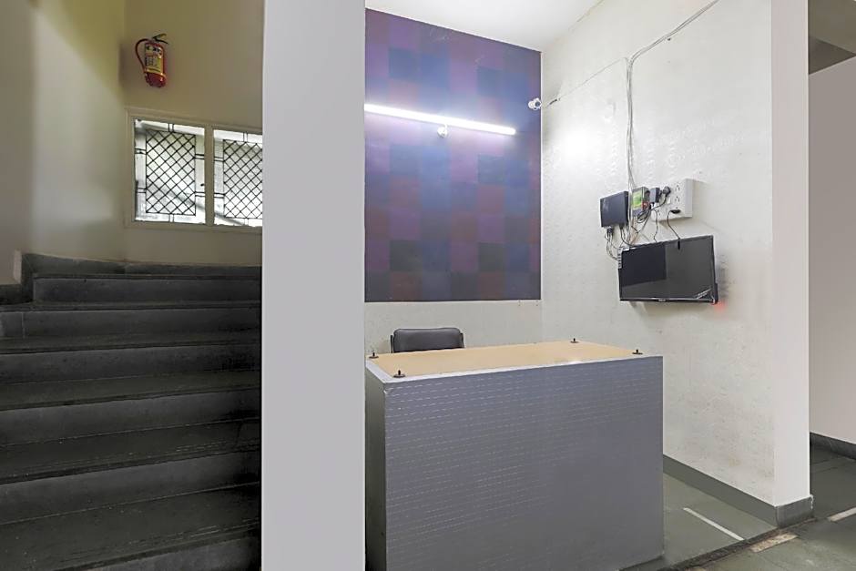 Karnawat Guest House by OYO Rooms – Indore, OH
