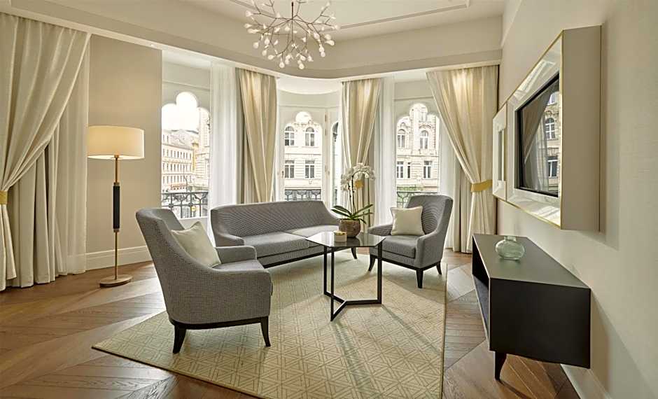 Parisi Udvar Hotel Budapest, part of Hyatt