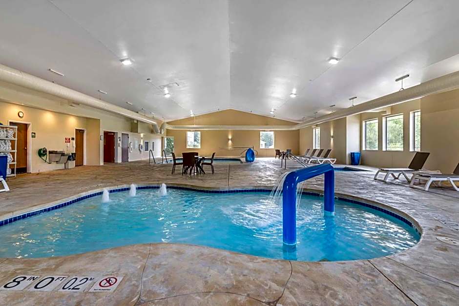 Comfort Suites Lake Geneva East