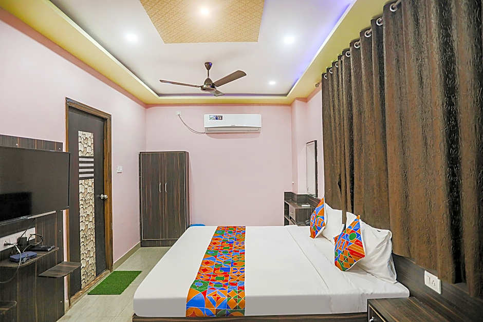 FabExpress Banarasi Kothi