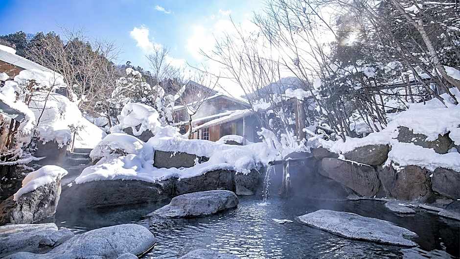 Hatcho no Yu Hot Spring Ryokan
