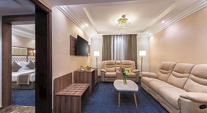 Golden Tulip Al-Zahabi