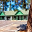 Green Gables Motel & Suites