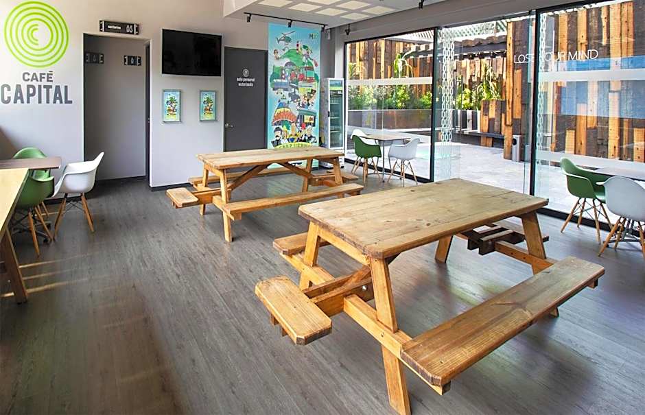 Hotel MX aeropuerto CDMX Trademark Collection by Wyndham