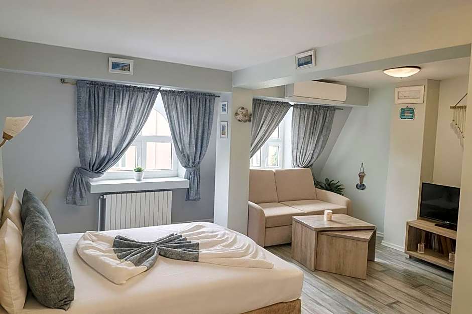 Jeweller Hotel