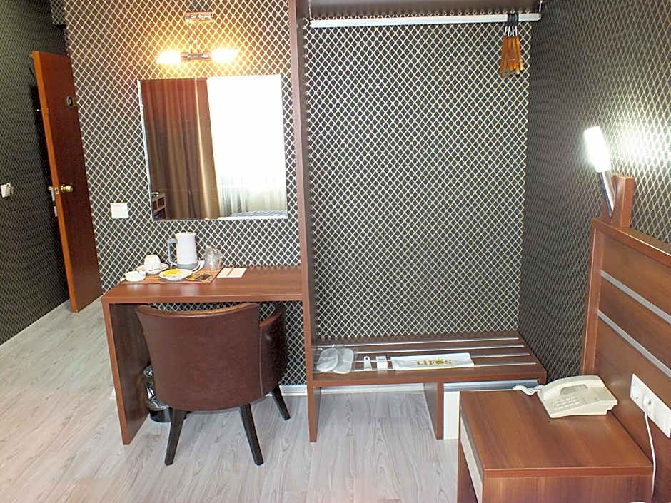 Lifos Hotel