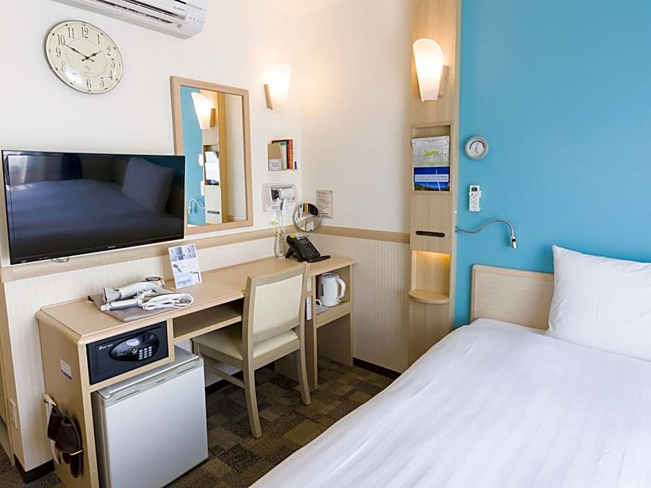 Toyoko Inn Kashiwaeki Higashiguchi