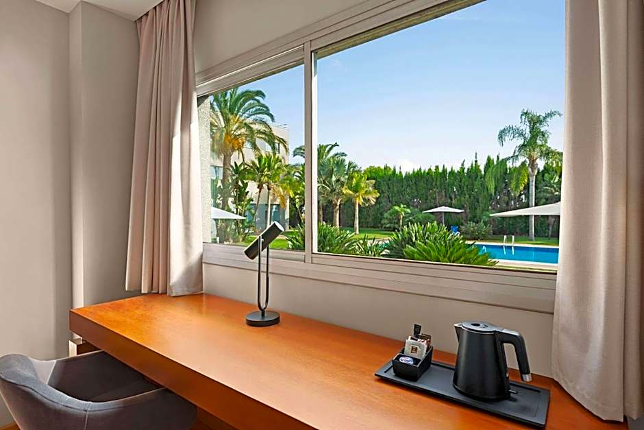 Ramada by Wyndham Valencia Almussafes