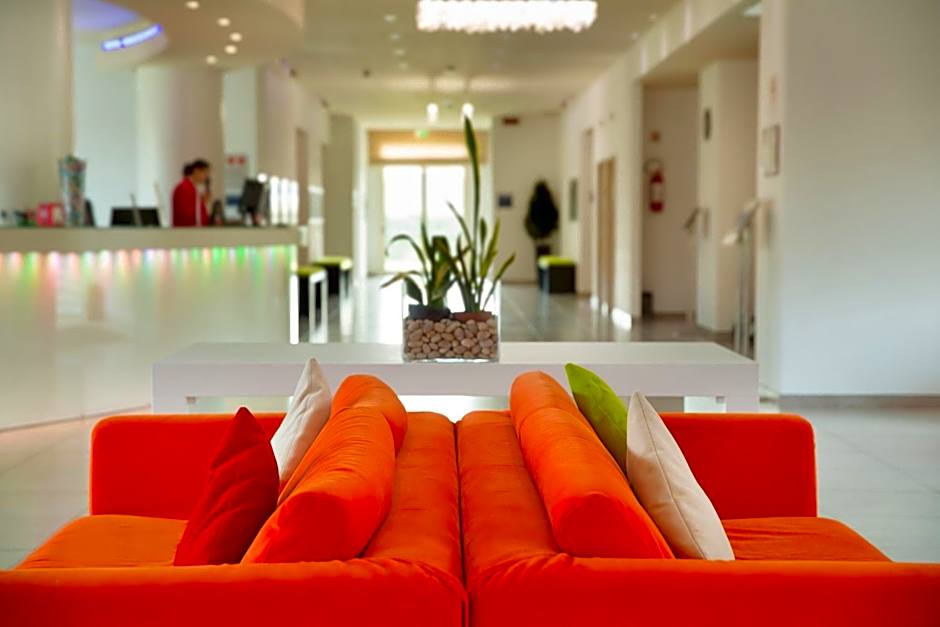 UNA HOTELS Cesena Nord