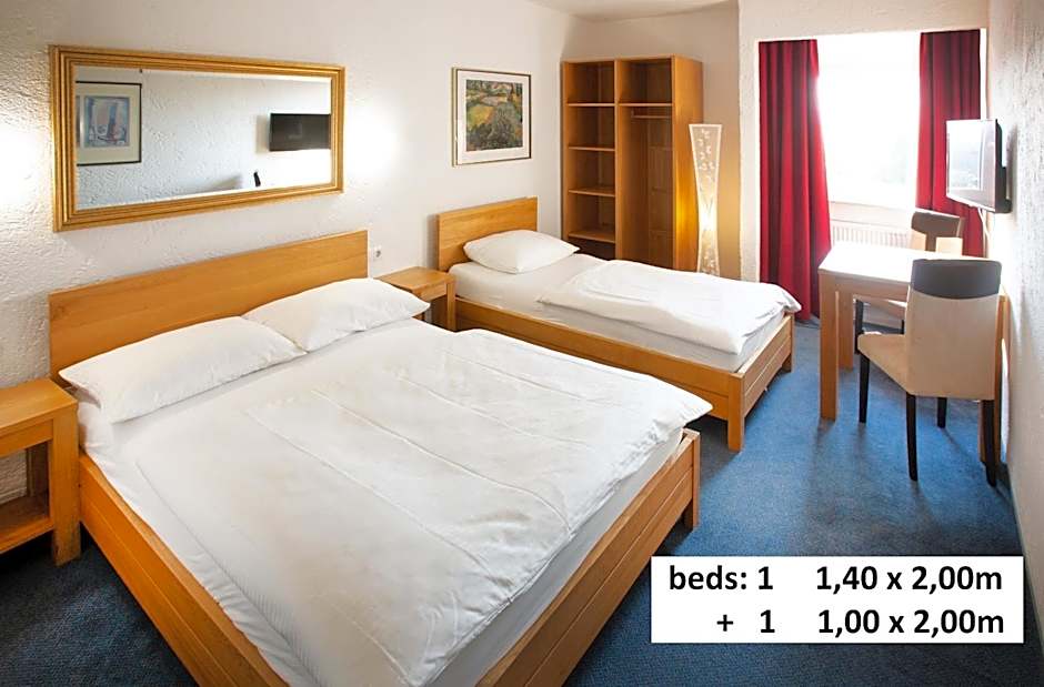 Elan Hotel