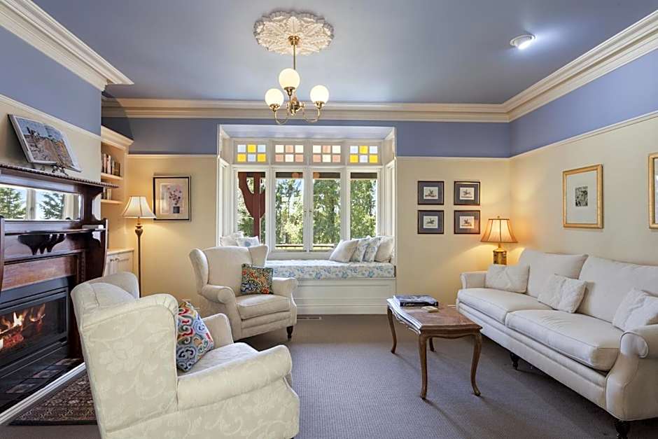 Bethany Manor Bed & Breakfast