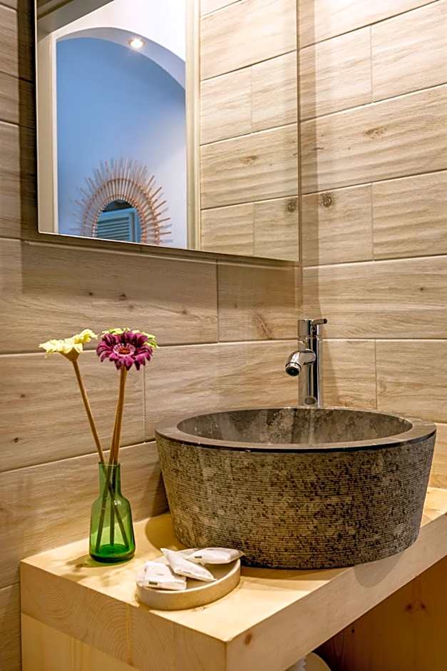 Arcadia Luxury Rooms Seaside Cuisine